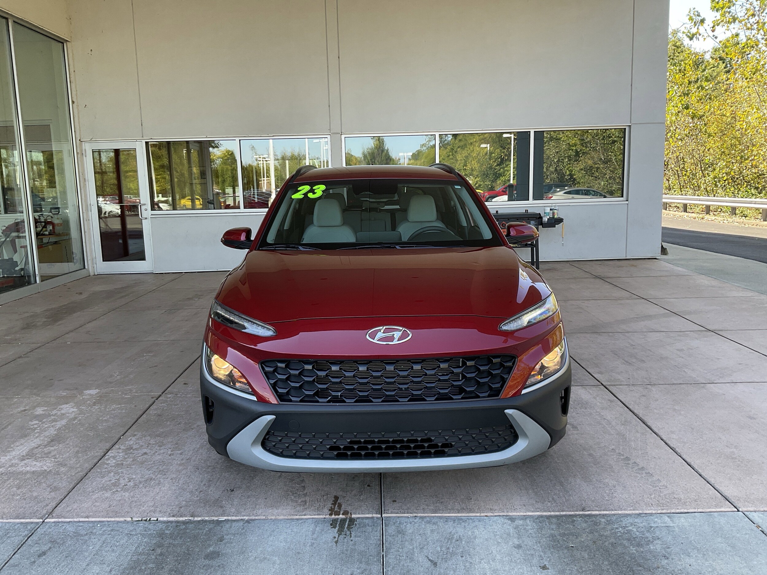 2023 Hyundai Kona SEL photo 2