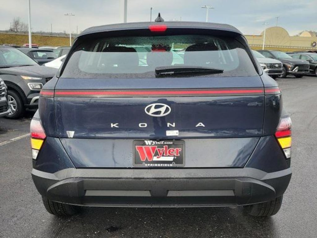 New 2026 Hyundai Kona SE FWD SUV
