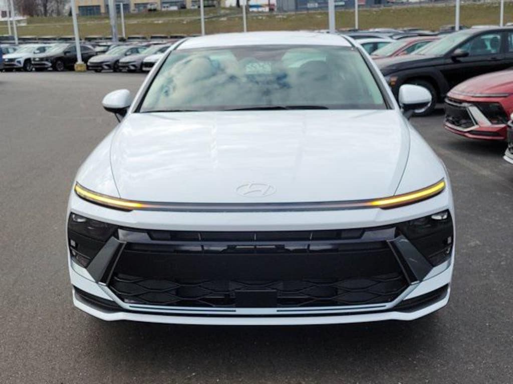 New 2026 Hyundai Sonata SE Sedan