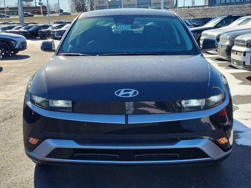 New 2026 Hyundai IONIQ 5 SEL SUV