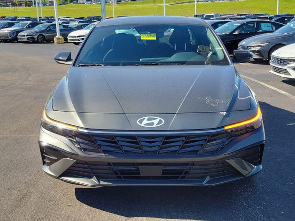 New 2026 Hyundai Elantra SEL Sport Premium Sedan