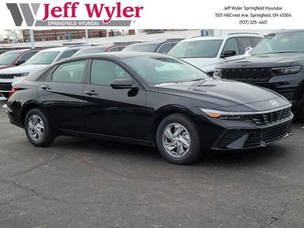 New 2026 Hyundai Elantra SE Sedan