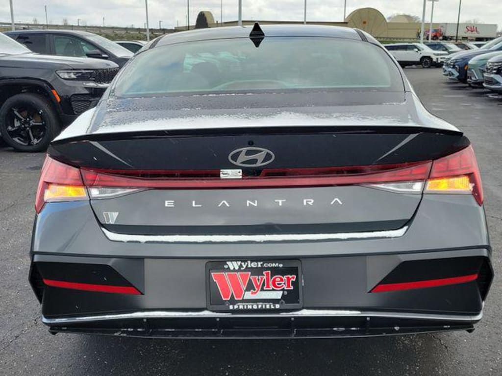 New 2026 Hyundai Elantra SEL Sport Premium Sedan