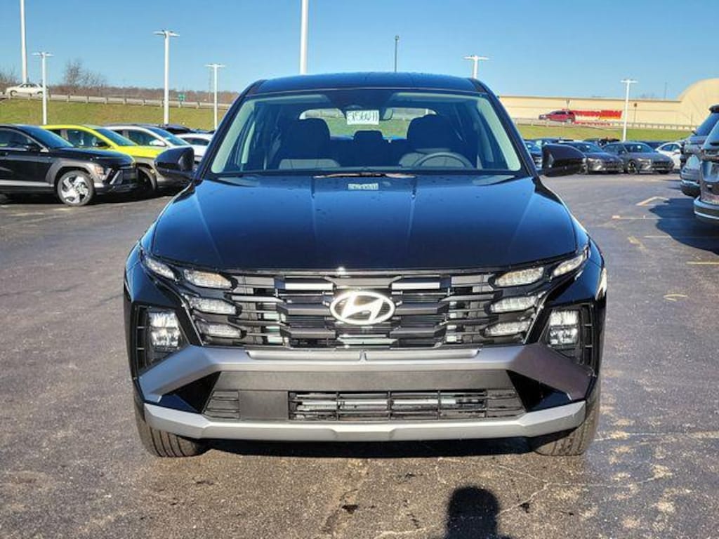 New 2026 Hyundai Tucson SE AWD SUV