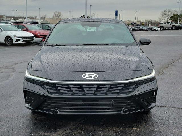 2025 Hyundai Elantra Hybrid SEL Sport photo 2