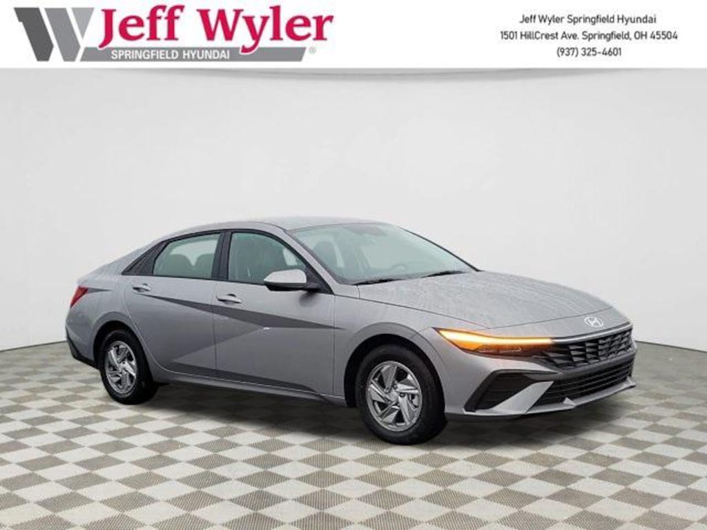 New 2026 Hyundai Elantra SE Sedan