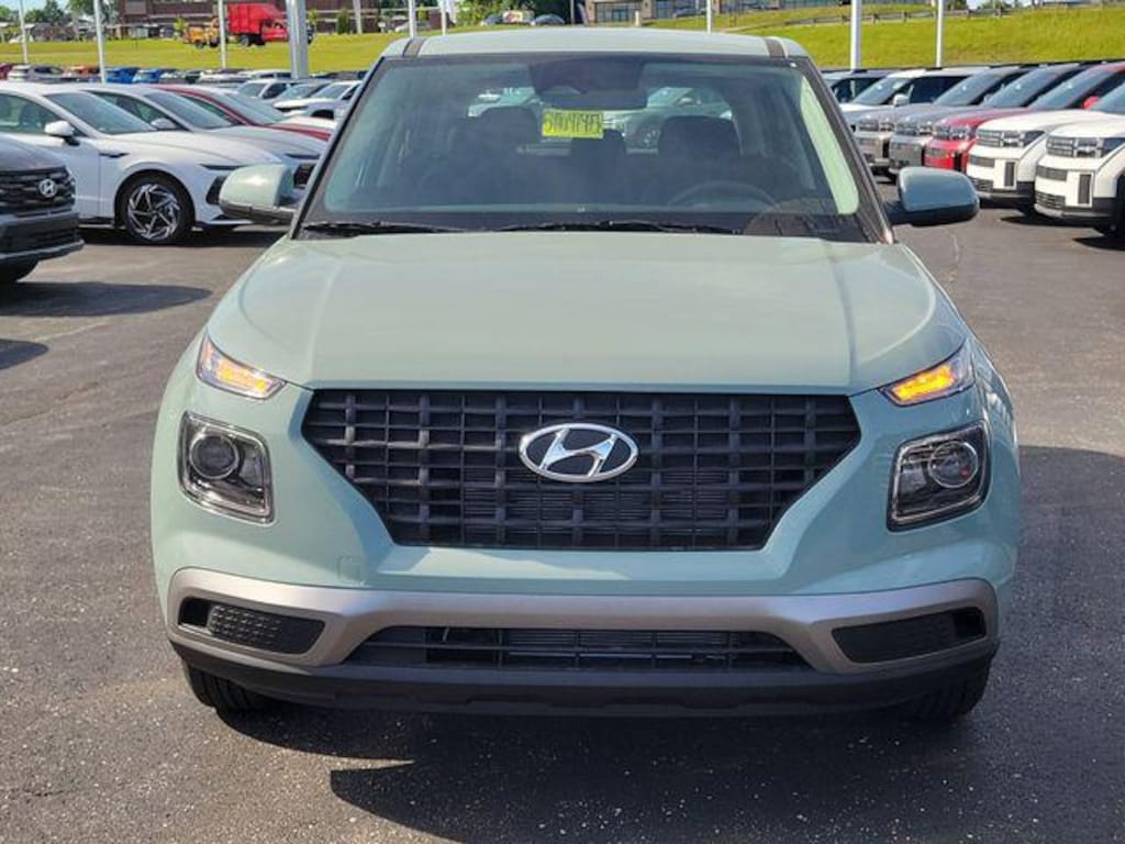 New 2026 Hyundai Venue SE SUV