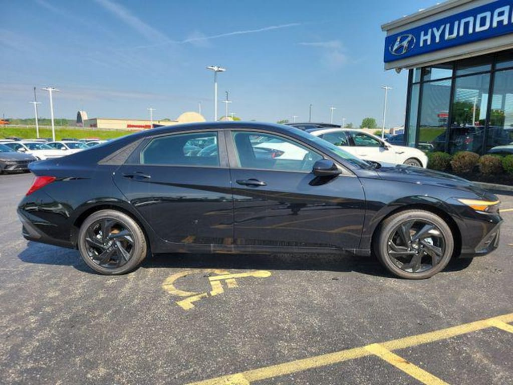 New 2026 Hyundai Elantra Hybrid SEL Sport Sedan