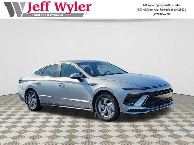 2026 Hyundai Sonata SE's photo