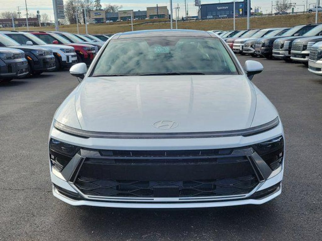 New 2026 Hyundai Sonata Hybrid SEL Sedan
