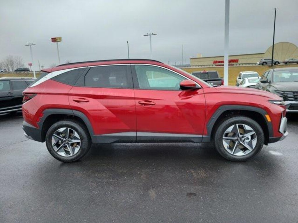 New 2026 Hyundai Tucson SEL SUV