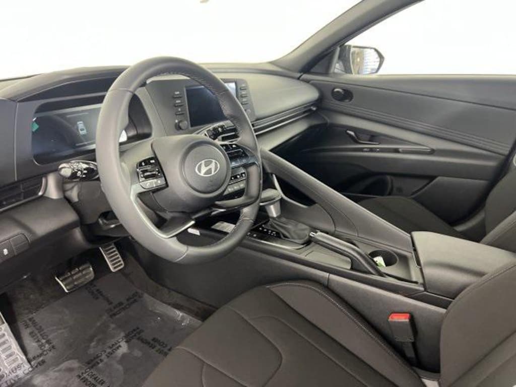 New 2026 Hyundai Elantra SEL Sport Sedan