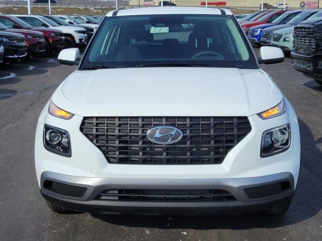 New 2026 Hyundai Venue SE SUV