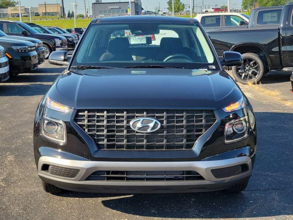 New 2026 Hyundai Venue SE SUV