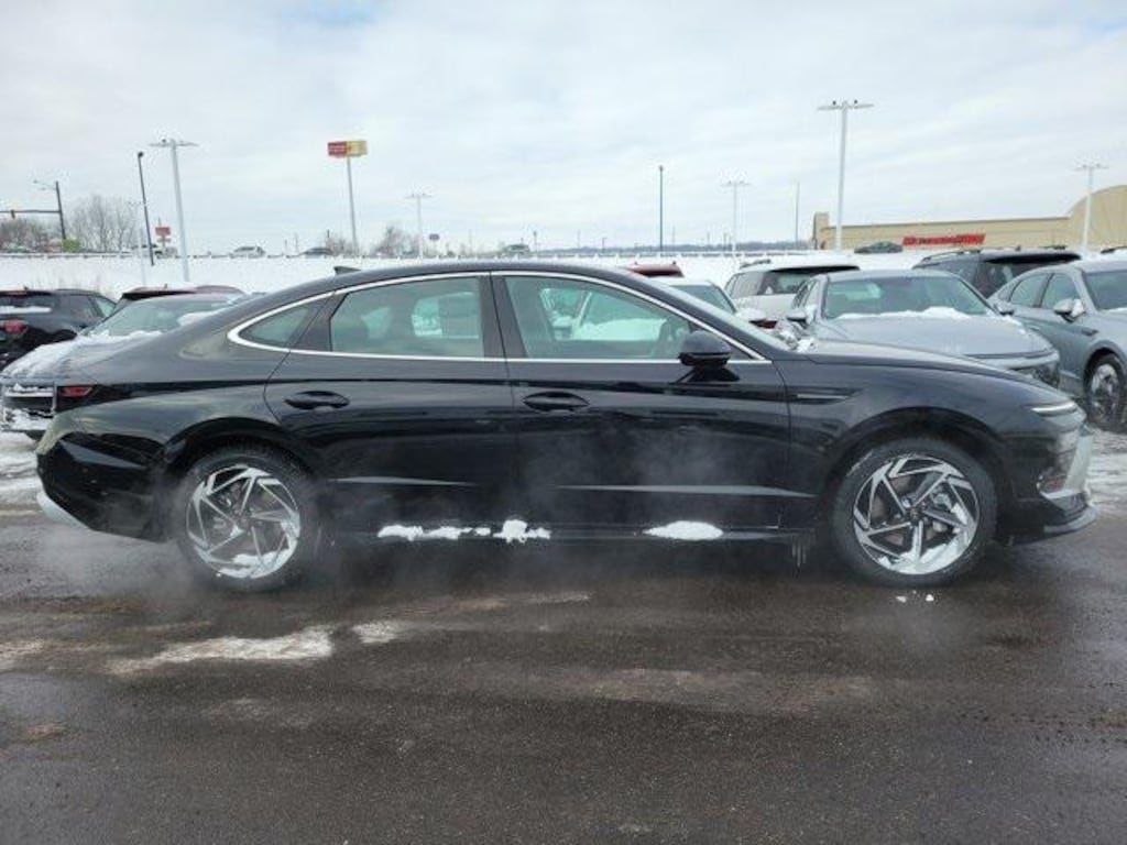 New 2026 Hyundai Sonata SEL Sport Sedan