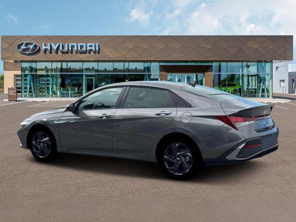 New 2026 Hyundai Elantra SEL Sport Sedan