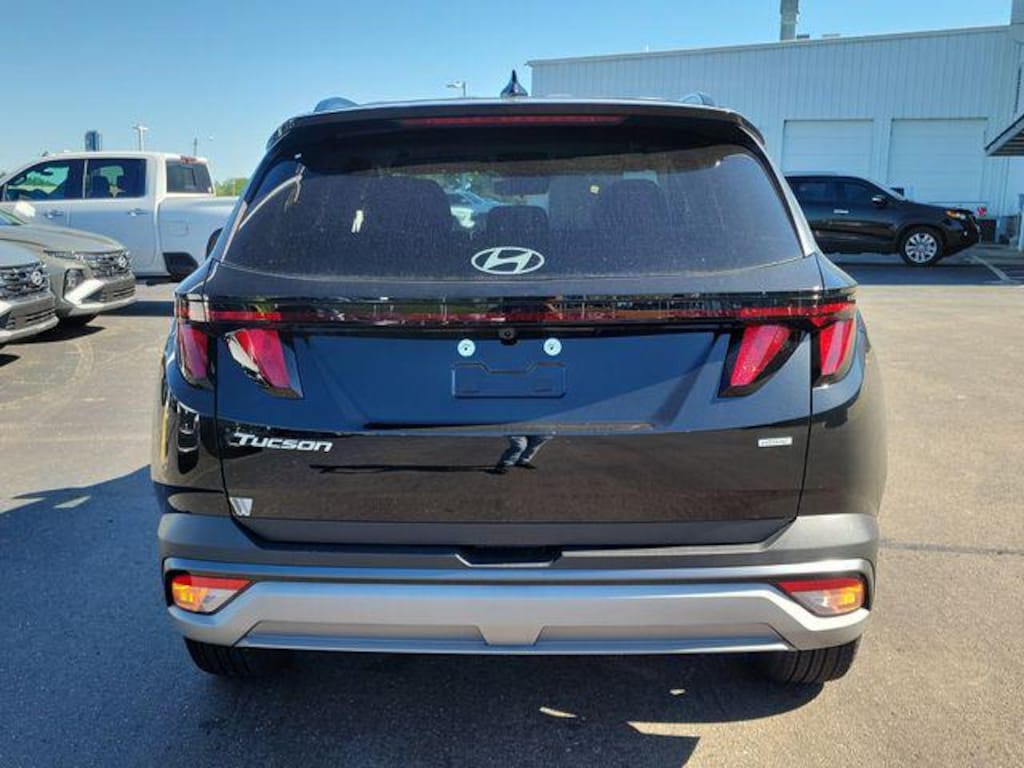 New 2026 Hyundai Tucson SEL AWD SUV