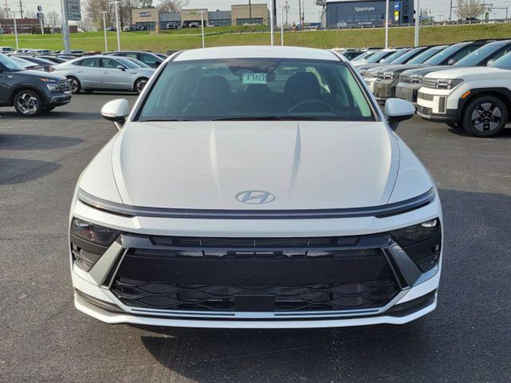 New 2026 Hyundai Sonata SE Sedan