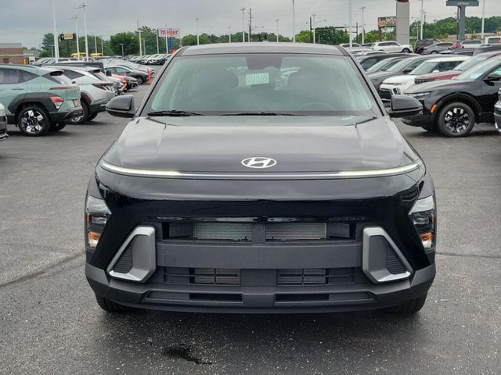 New 2026 Hyundai Kona SE FWD SUV