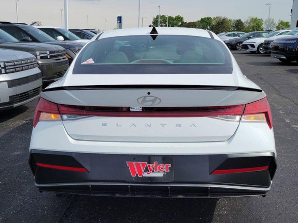 New 2026 Hyundai Elantra SEL Sport Premium Sedan