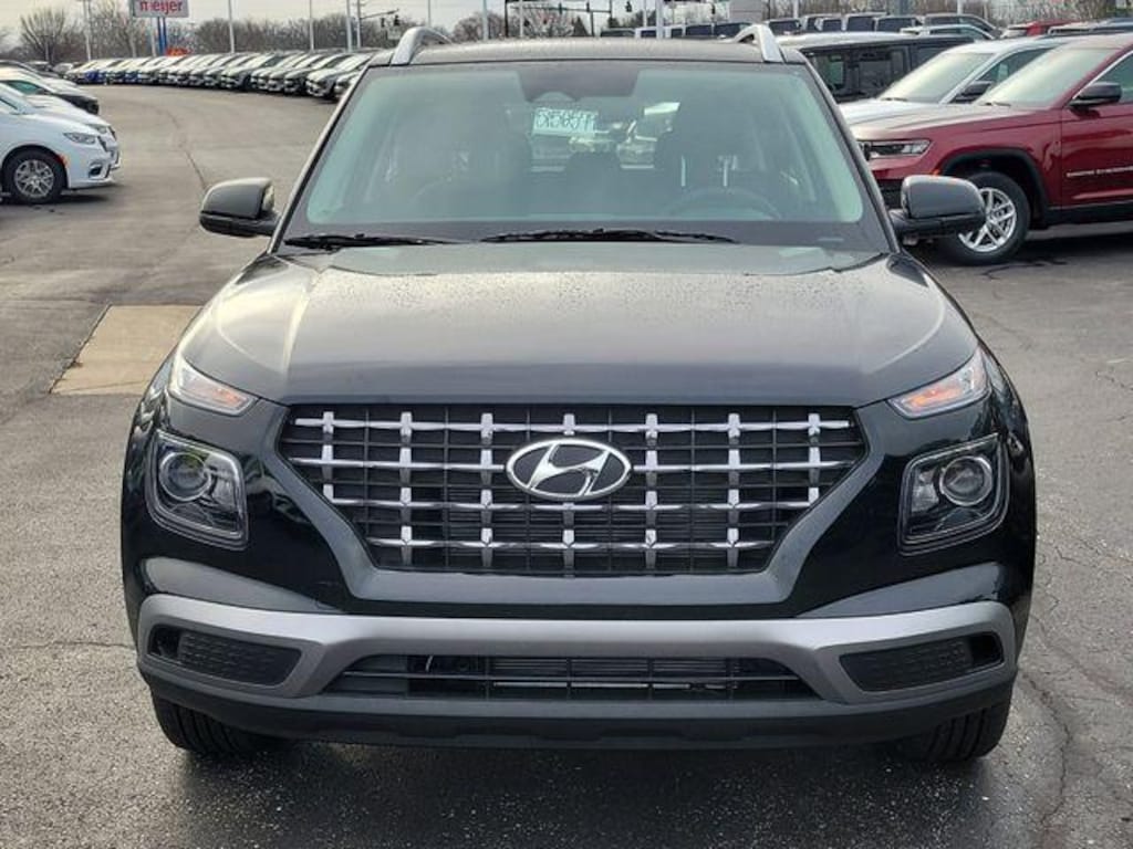 New 2026 Hyundai Venue SEL SUV