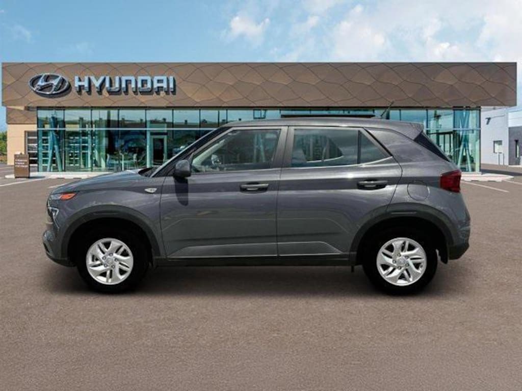 New 2025 Hyundai Venue SE SUV