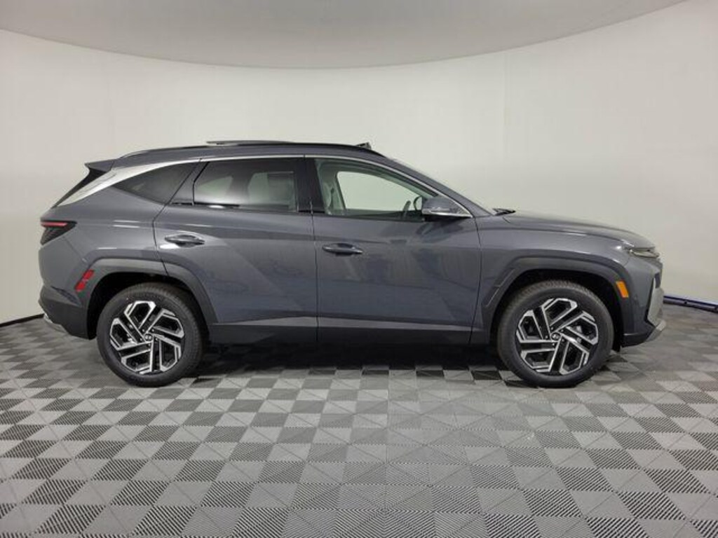 New 2026 Hyundai Tucson Limited AWD SUV