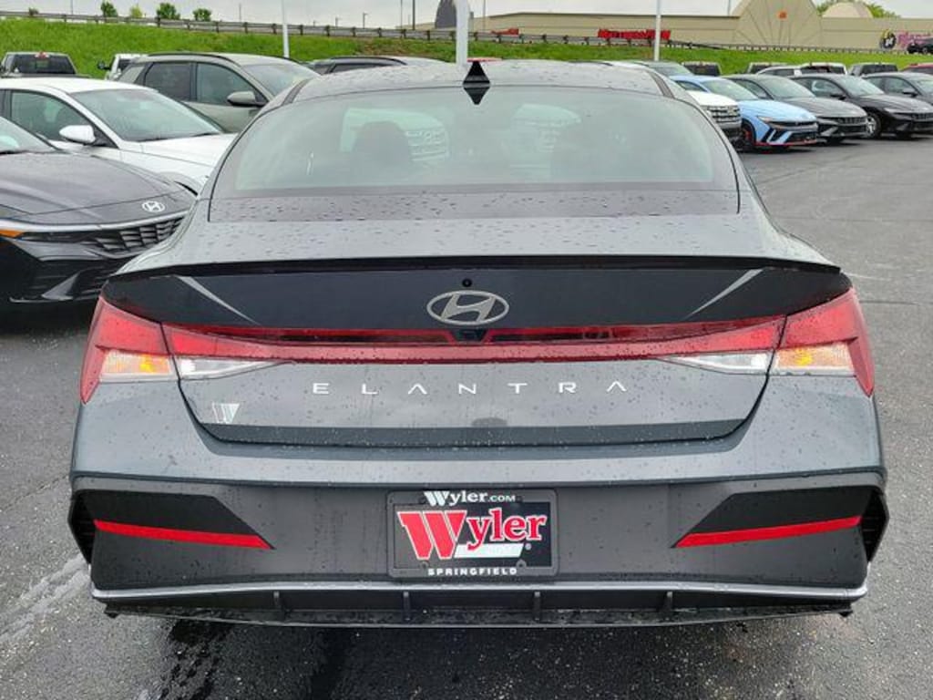 New 2026 Hyundai Elantra SEL Sport Sedan