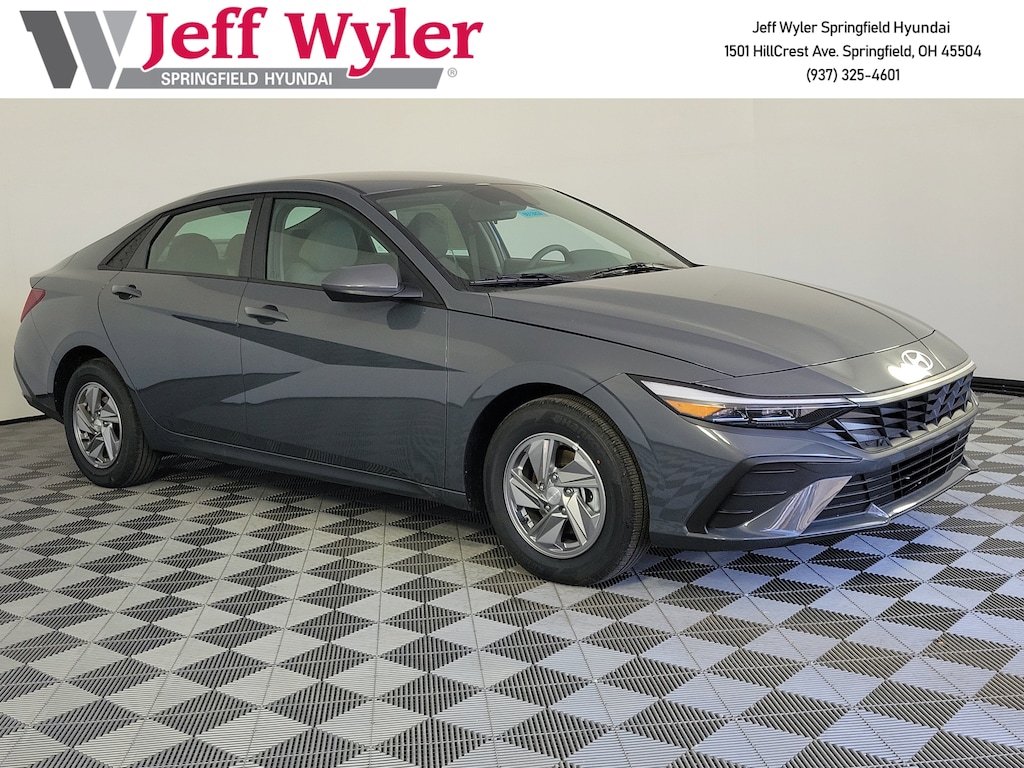 New 2026 Hyundai Elantra SE Sedan