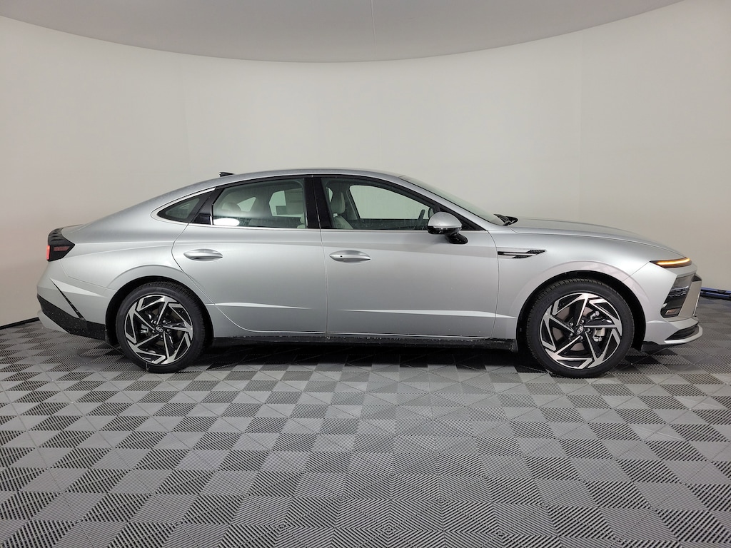 New 2026 Hyundai Sonata SEL Sport Sedan