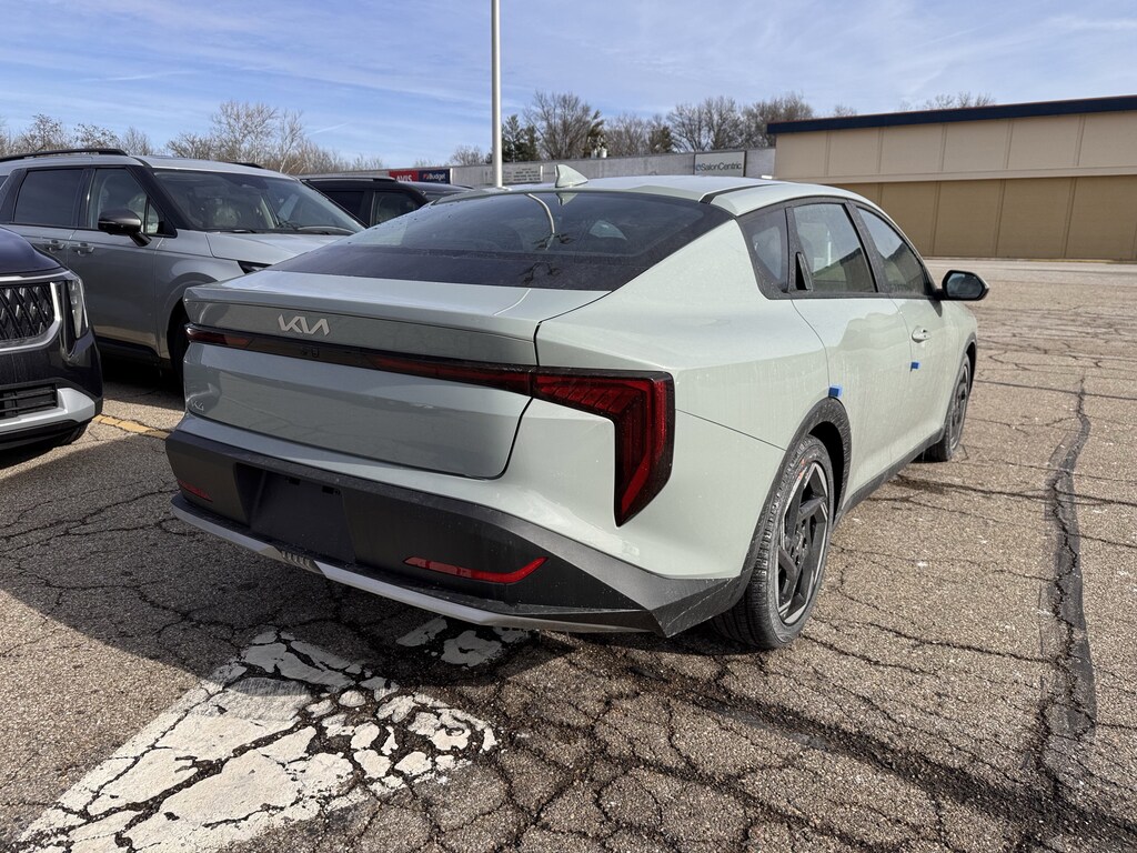 New 2026 Kia K4 EX Sedan