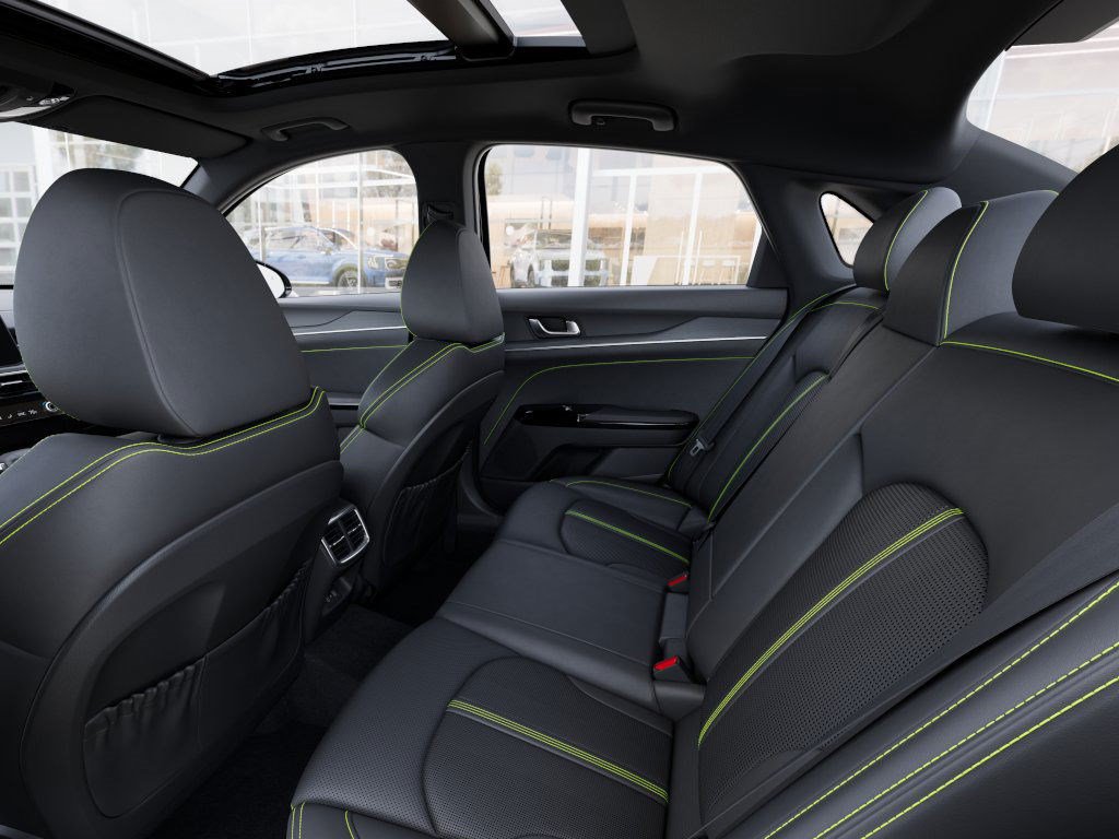 2026 Kia K5 GT - Photo 21