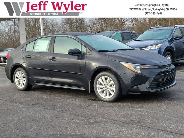 2026 Toyota Corolla LE's photo