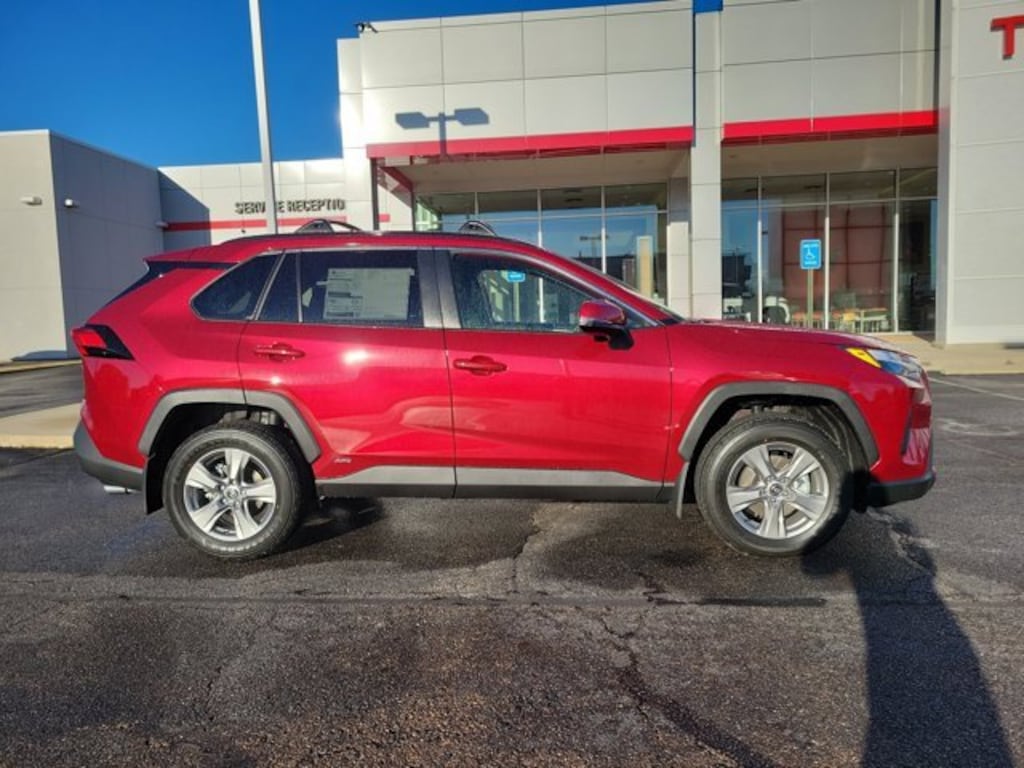 New 2025 Toyota RAV4 Hybrid LE SUV