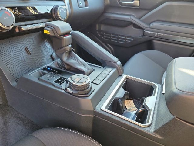 2025 Toyota Tacoma TRD Off Road - Photo 12