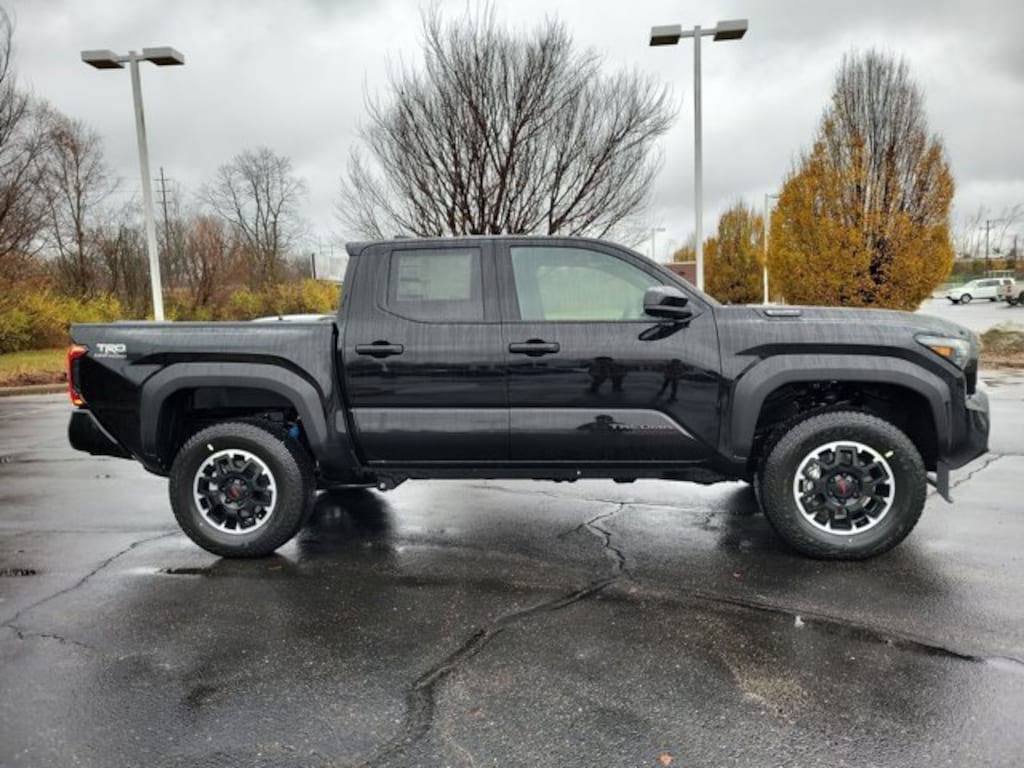 New 2025 Toyota Tacoma i-FORCE MAX TRD Off-Road i-FORCE MAX Truck Double Cab
