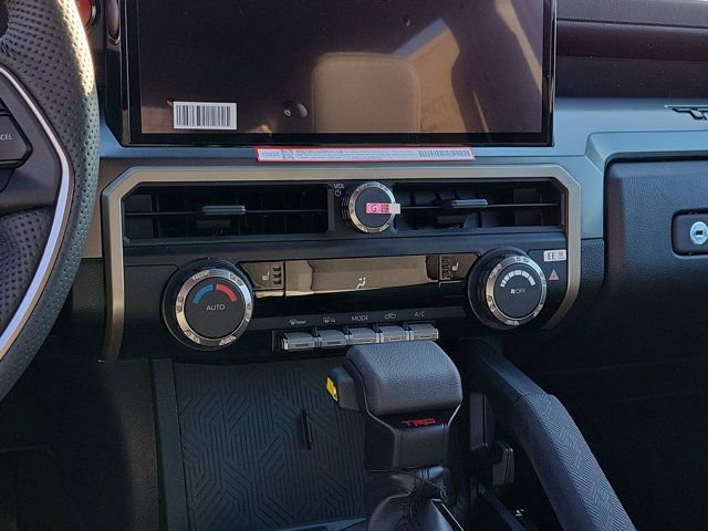 2025 Toyota Tacoma TRD Off Road - Photo 11