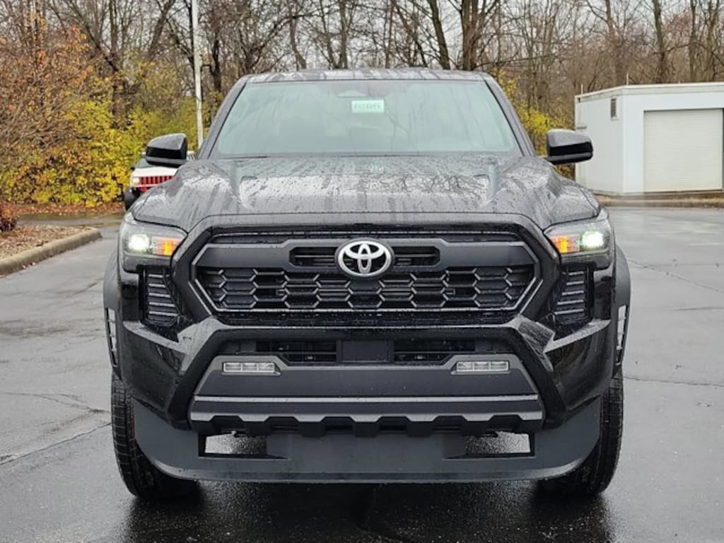 New 2025 Toyota Tacoma i-FORCE MAX TRD Off-Road i-FORCE MAX Truck Double Cab