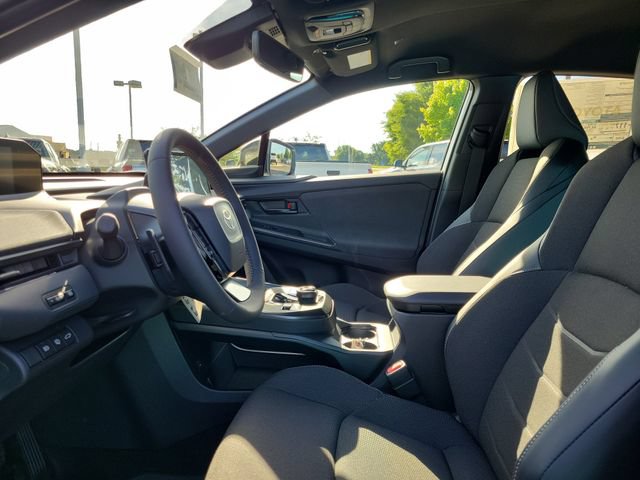 2026 Toyota C-HR SE - Photo 16