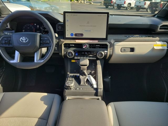 2026 Toyota Tacoma Limited - Photo 8