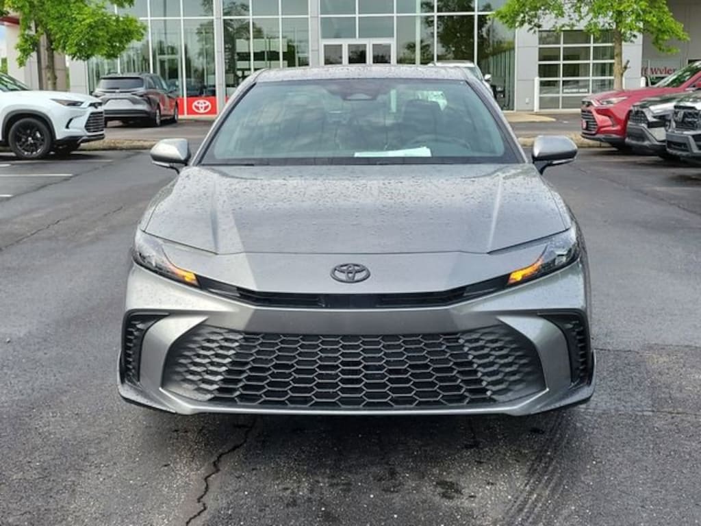 New 2026 Toyota Camry SE Sedan