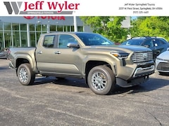 2026 Toyota Tacoma i-FORCE MAX Limited i-FORCE MAX Truck Double Cab