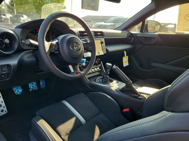 2026 Toyota GR86 Premium - Photo 13