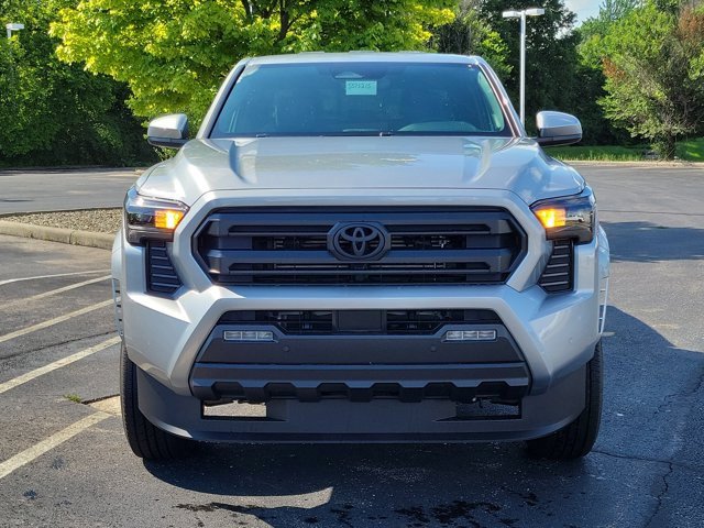 2025 Toyota Tacoma SR5 photo 2