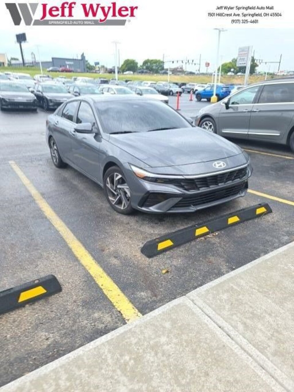 Used 2025 Hyundai Elantra SEL Convenience IVT Sedan