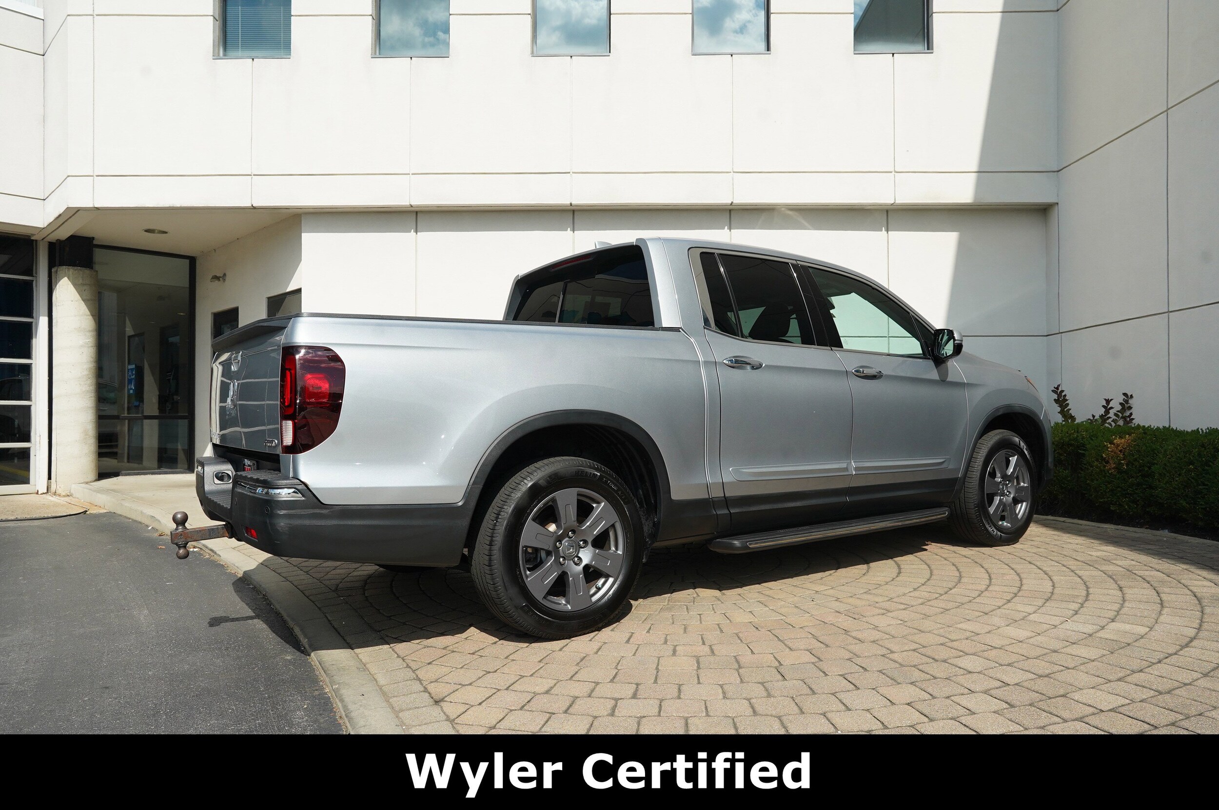 2020 Honda Ridgeline RTL-E photo 3
