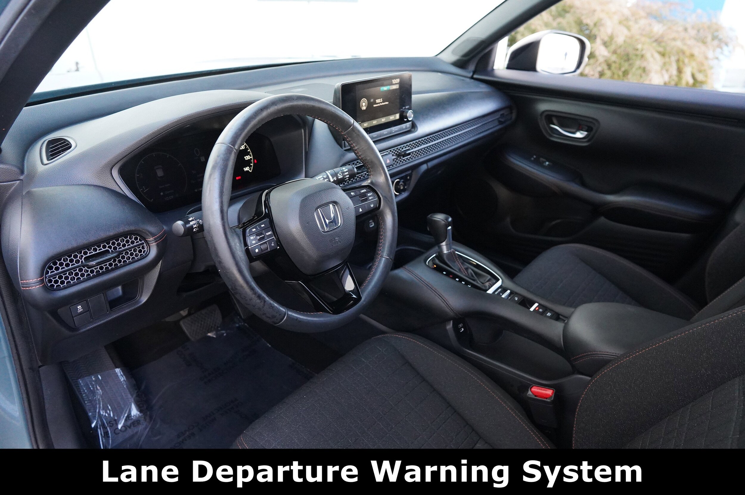 2024 Honda HR-V Sport photo 4