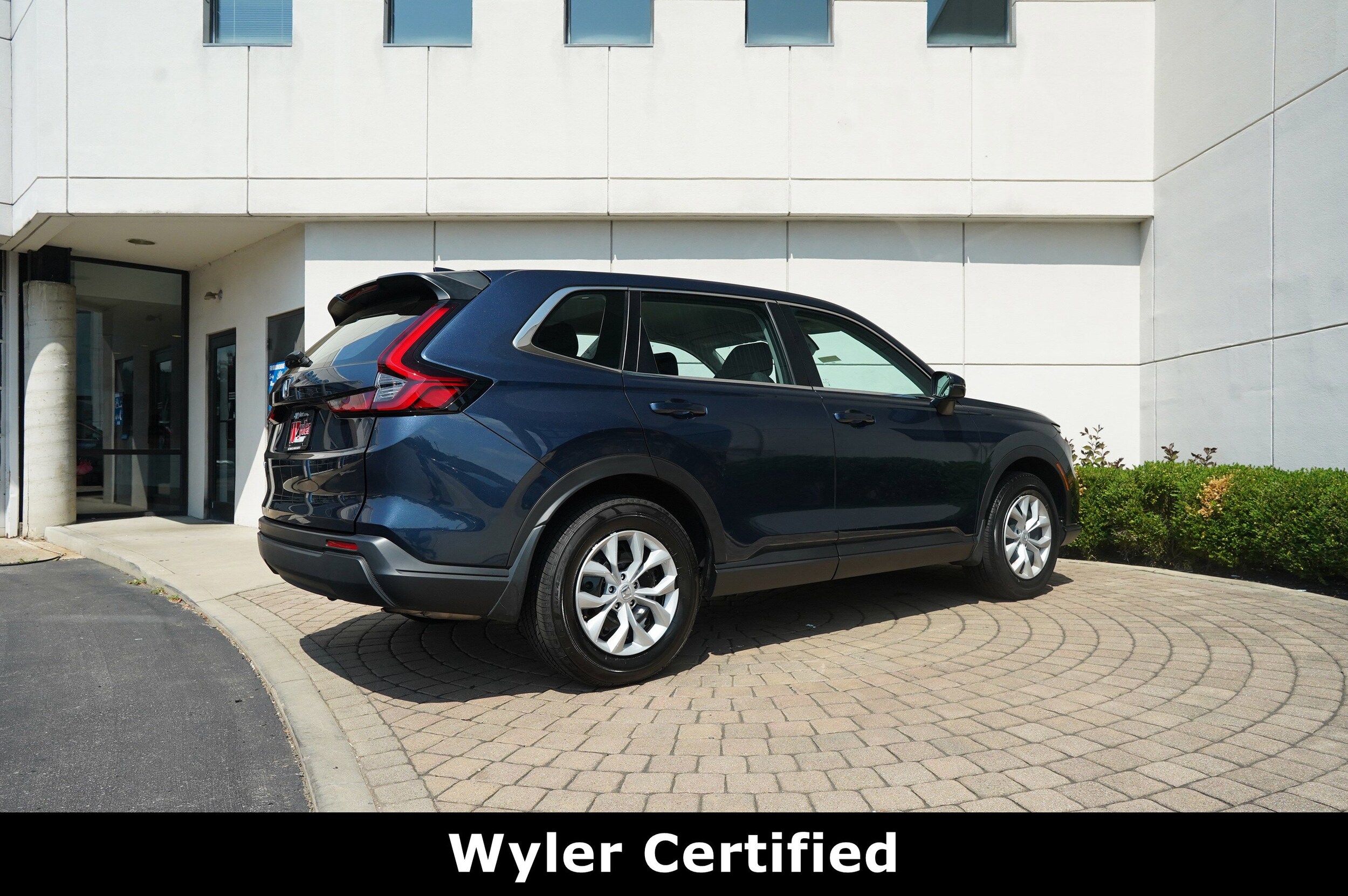 2024 Honda CR-V LX photo 2