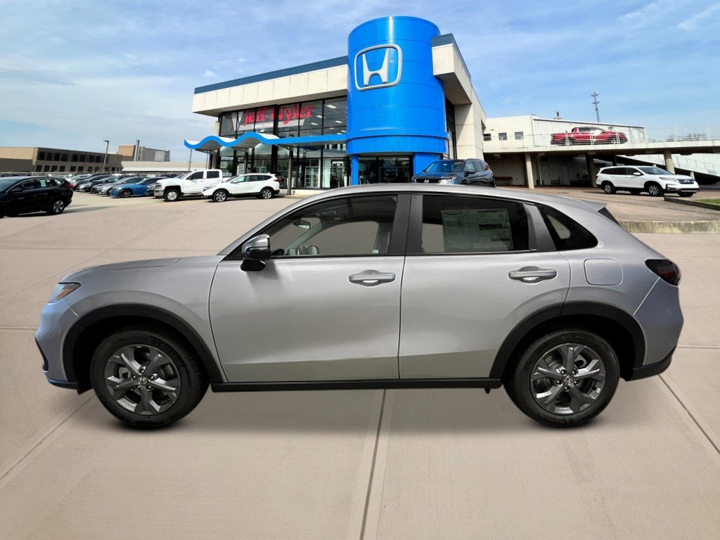 2026 Honda HR-V LX photo 2