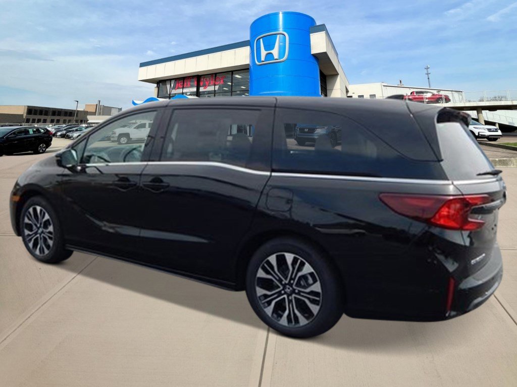 2026 Honda Odyssey Elite photo 3